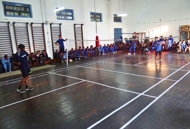 Lawan Tennis